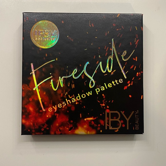 Fireside eyeshadow palette - Picture 2 of 2